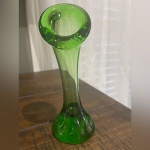 ✨Vintage Elegant Green Glass Vase✨